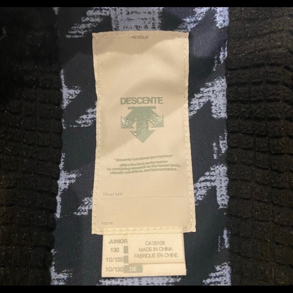 Descente Junior ski jacket - Picture 2 of 6